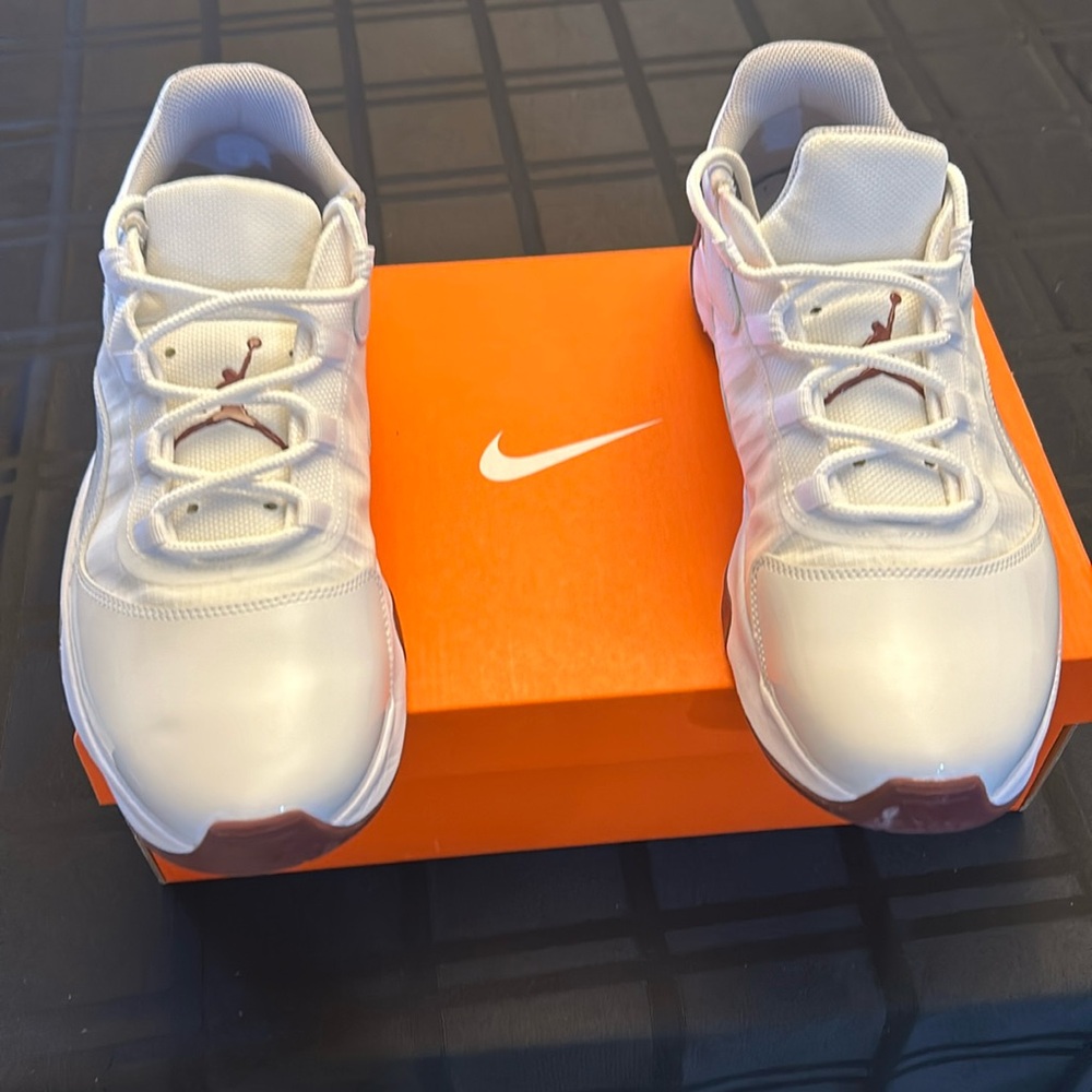 Mens Nike Jordans size 13. Medium width. Worn less than 12 times.